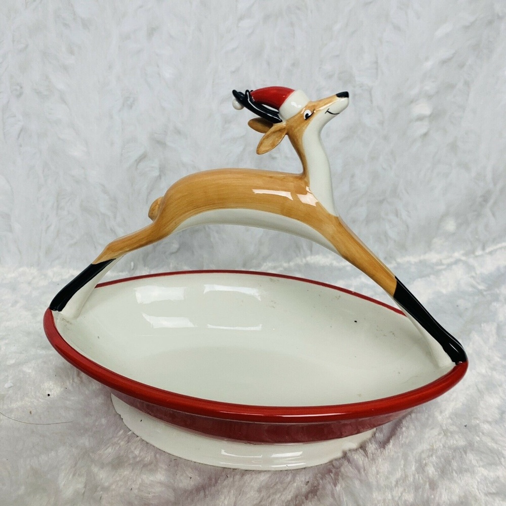 ❌SOLD❌Dept 56 Reindeer Christmas Basket Ceramic - Picture 1 of 7